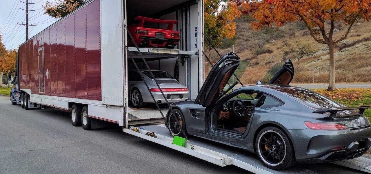 Go Auto Freight enclosed transport enclosed carrier